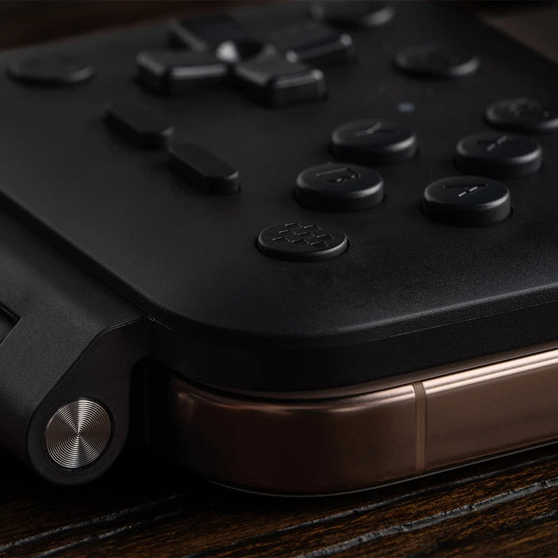 8BitDo Flippad Black Ed.